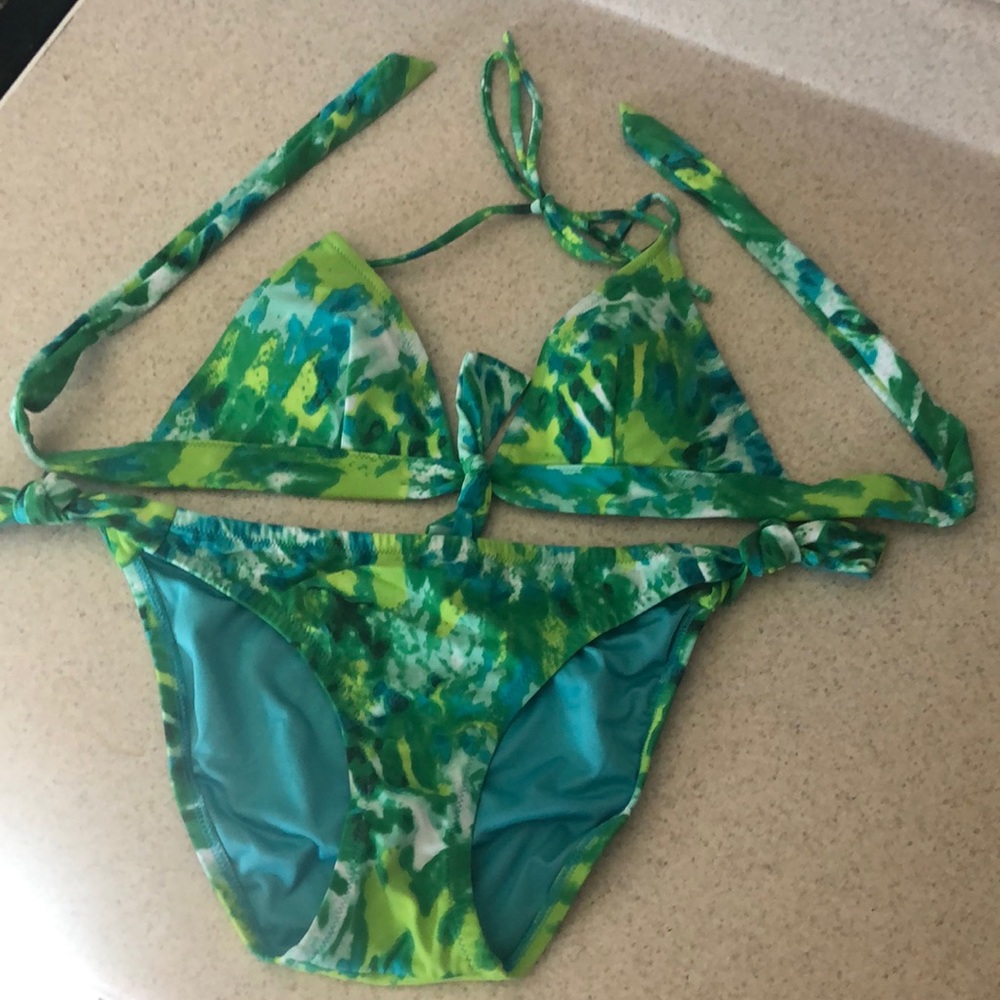 Victoria’s Secret tie dye bikini